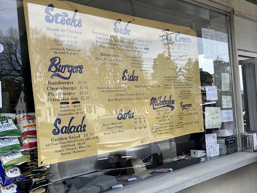 Dottie's Snack Bar